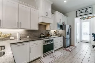 Photo #4: 20997896 Listing 