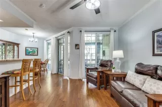 Photo #3: 20998699 Listing