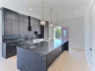 Photo #2: 20998922 Listing 