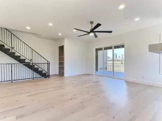 Photo #5: 20998922 Listing 