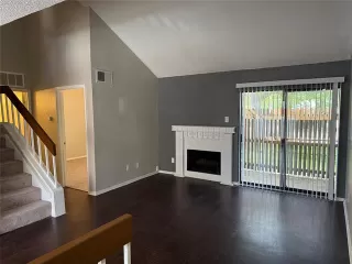 Photo #3: 21000129 Listing 