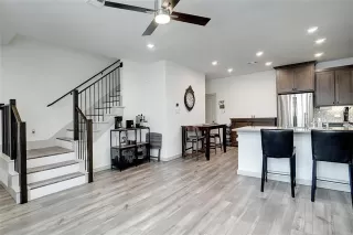 Photo #6: 21000799 Listing 