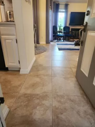 Photo #3: 21001431 Listing