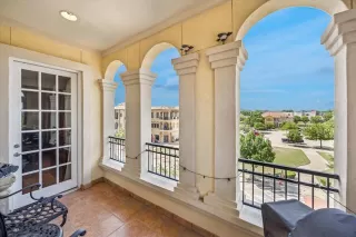 Photo #2: 21002154 Listing