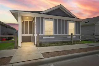 Photo #2: 21003787 Listing