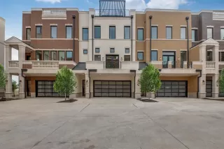 More Details about MLS # 21004752 : 250 E DALLAS ROAD #118