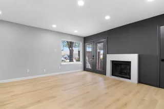 Photo #3: 21010085 Listing