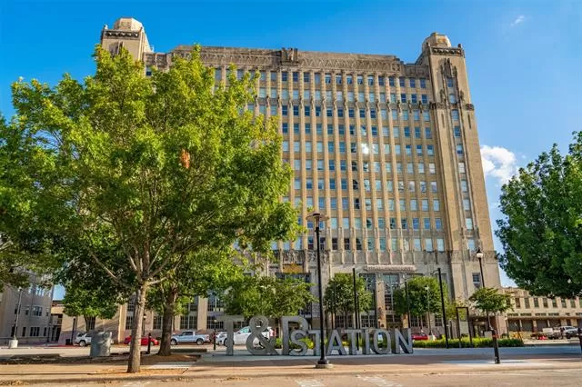 MLS: 21012285 Condo For Sale