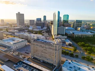 Photo #6: 21012285 Listing 