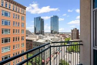 Photo #4: 21014502 Listing