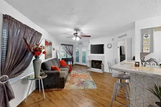 Photo #2: 21016629 Listing