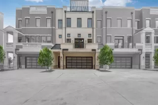 Photo #2: 21026328 Listing