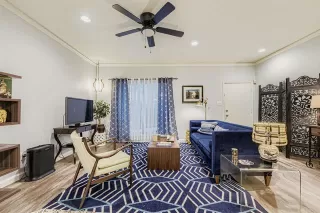 Photo #6: 21027944 Listing 