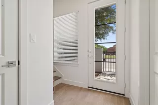 Photo #5: 21034209 Listing 