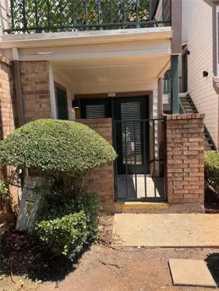 Photo #2: 21034239 Listing 