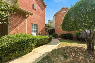 Photo #2: 21035183 Listing