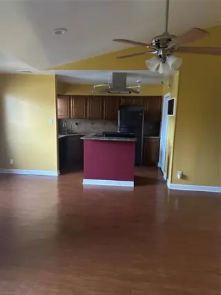 Photo #5: 21036373 Listing 