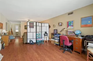 Photo #3: 21037446 Listing