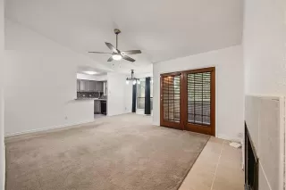 Photo #6: 21040906 Listing