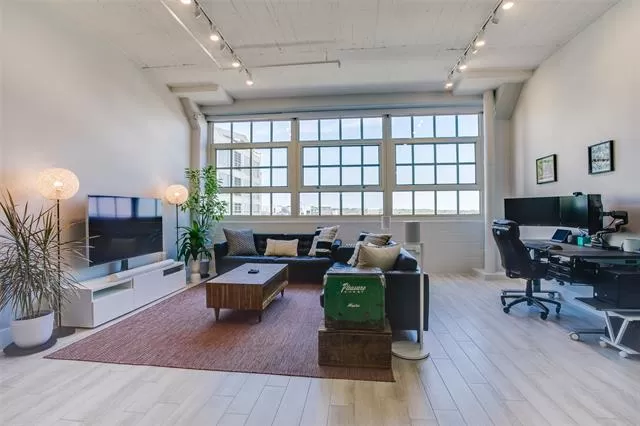 MLS: 21043702 Condo For Sale