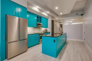 Photo #4: 21043702 Listing