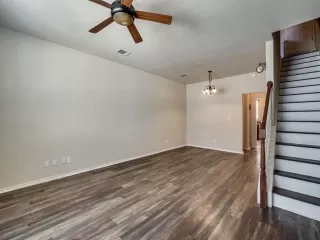 Photo #3: 21045635 Listing