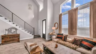 Photo #5: 21046397 Listing