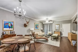 Photo #4: 21046852 Listing 