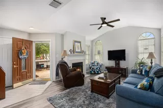 Photo #3: 21047816 Listing 