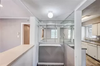 Photo #2: 21048969 Listing