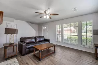 Photo #4: 21049591 Listing 