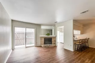 Photo #4: 21049793 Listing 