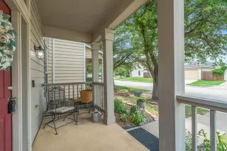 Photo #4: 21049917 Listing