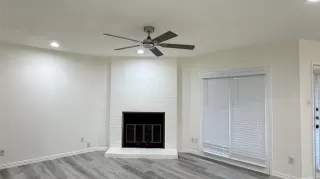 Photo #3: 21051797 Listing