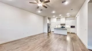 Photo #2: 21051874 Listing 