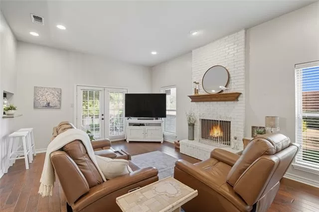 MLS: 21053290 Condo For Sale