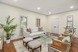 Photo #6: 21054128 Listing