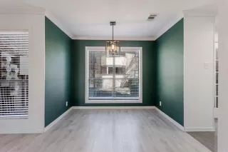 Photo #5: 21054269 Listing