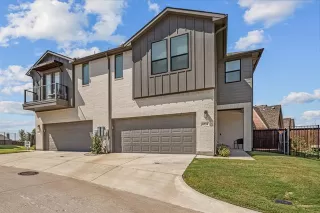 Photo #2: 21055029 Listing