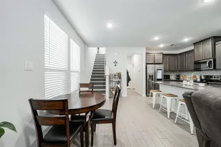 Photo #2: 21057043 Listing