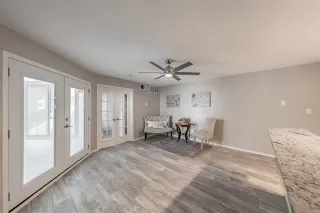 Photo #4: 21058562 Listing 