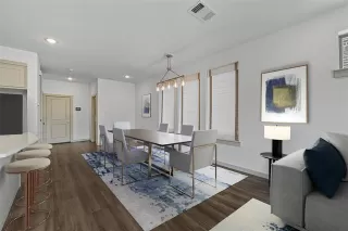 Photo #4: 21058738 Listing