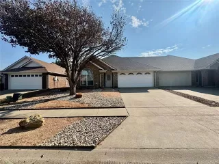 Photo #3: 21058746 Listing