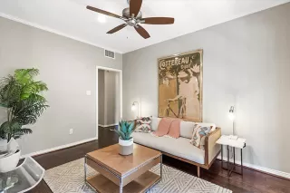 Photo #5: 21058792 Listing 