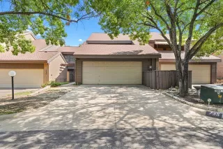 Photo #2: 21059138 Listing