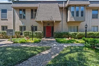 More Details about MLS # 21060432 : 4320 BELLAIRE S DRIVE #115W