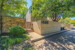 Photo #2: 21060835 Listing