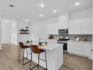 Photo #5: 21061118 Listing 