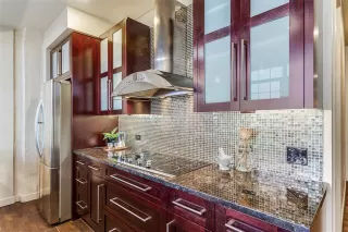 Photo #5: 21061748 Listing