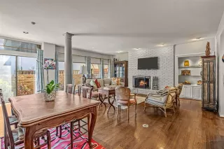 Photo #4: 21062530 Listing